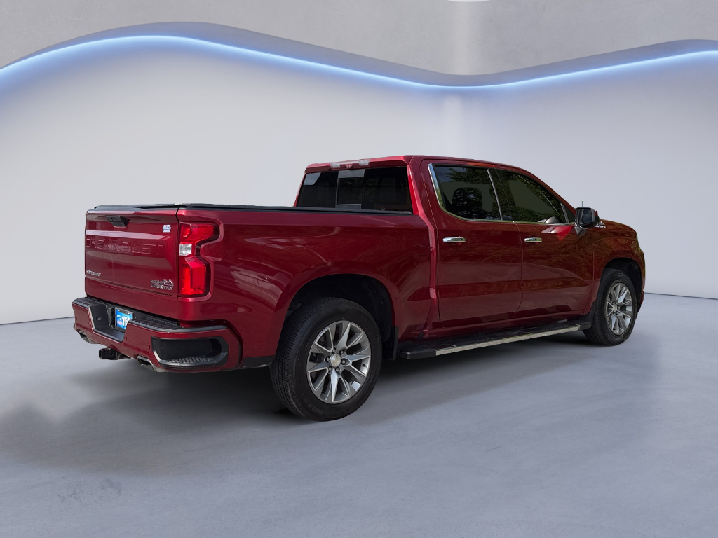 2020 Chevrolet Silverado image 3