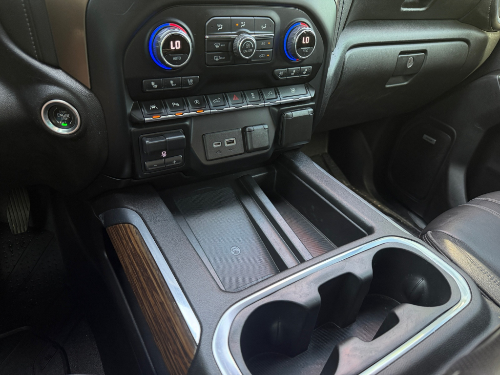 2020 Chevrolet Silverado image 22