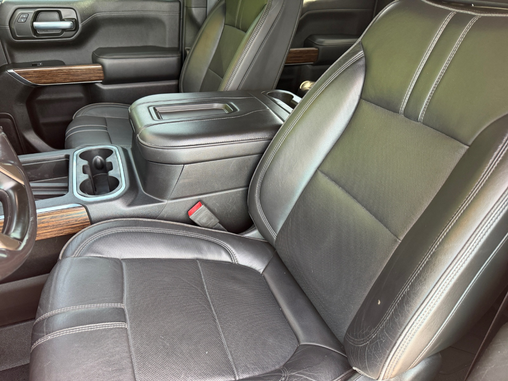 2020 Chevrolet Silverado image 27