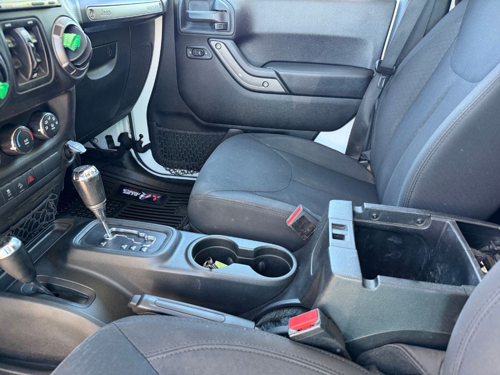 2018 Jeep Wrangler JK image 8
