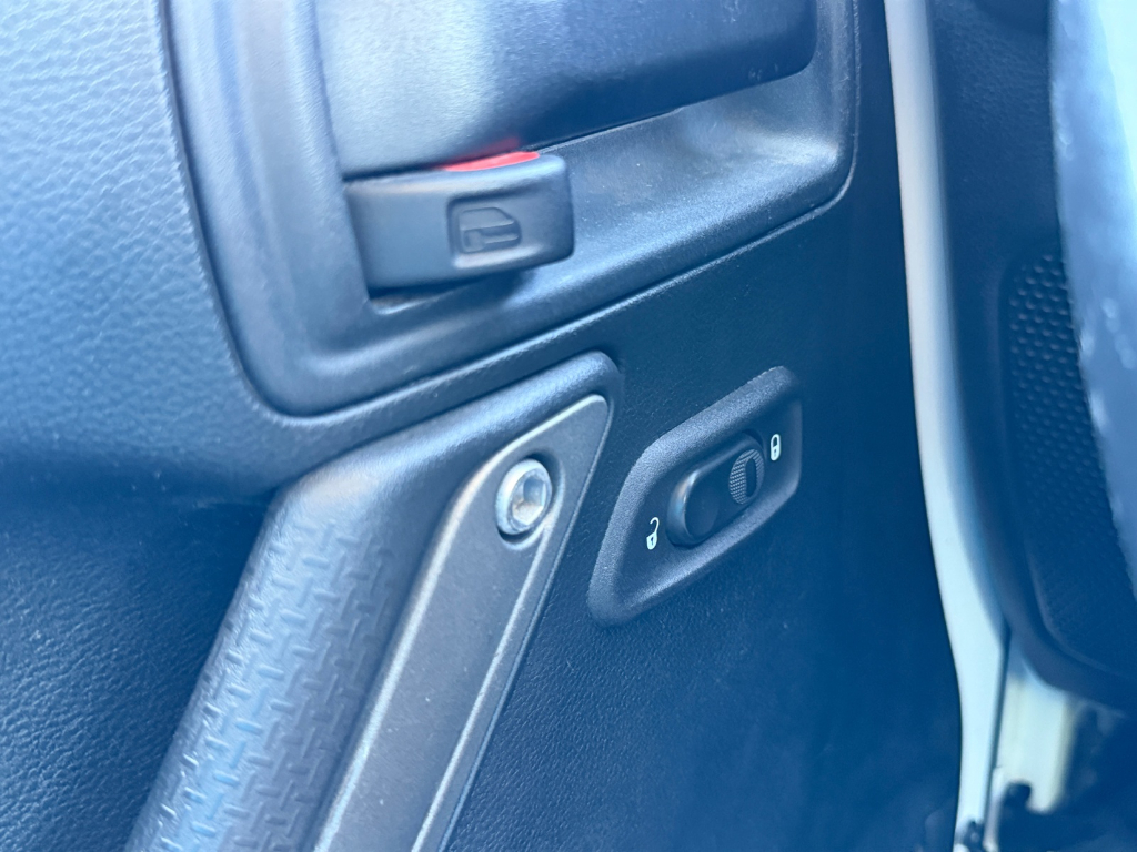 2018 Jeep Wrangler JK image 15