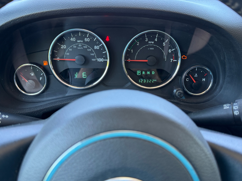 2018 Jeep Wrangler JK image 18
