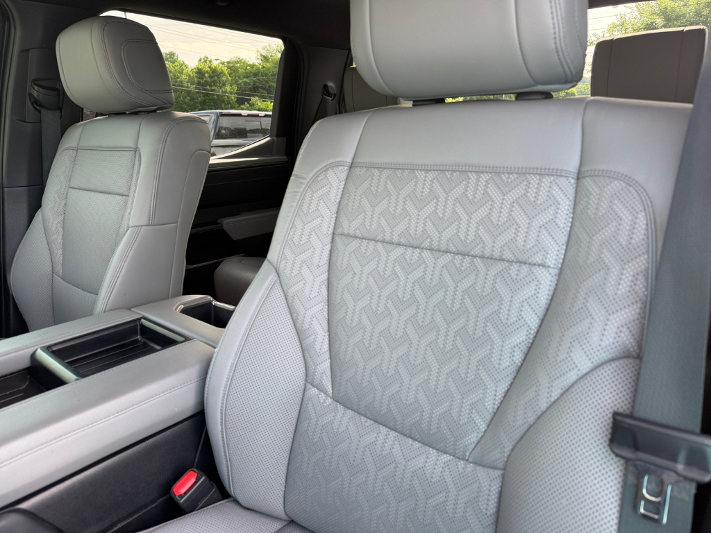 2025 Toyota Tundra image 12