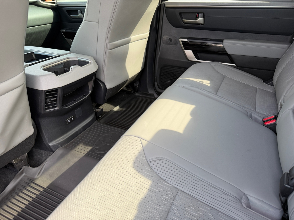 2025 Toyota Tundra image 15