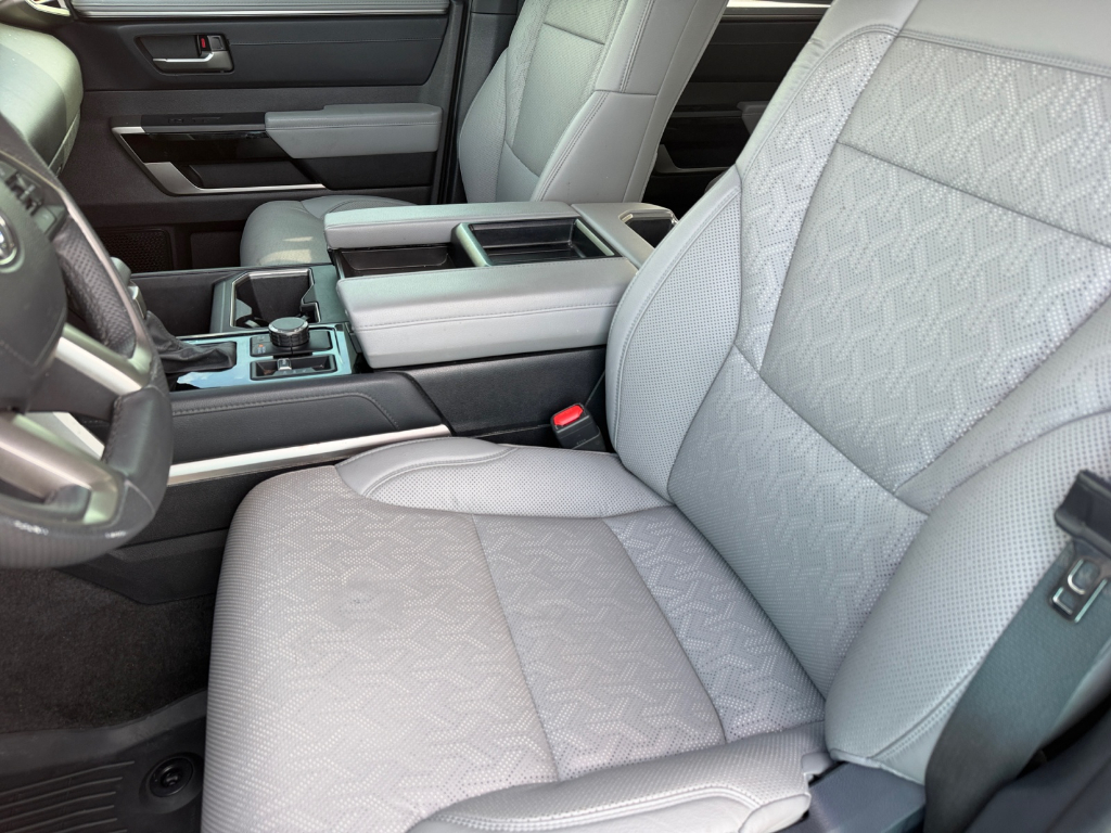 2025 Toyota Tundra image 28