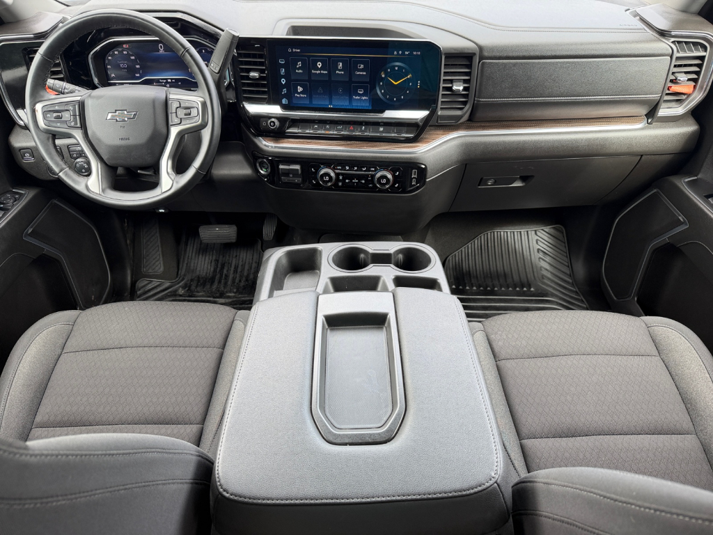 2025 Chevrolet Silverado