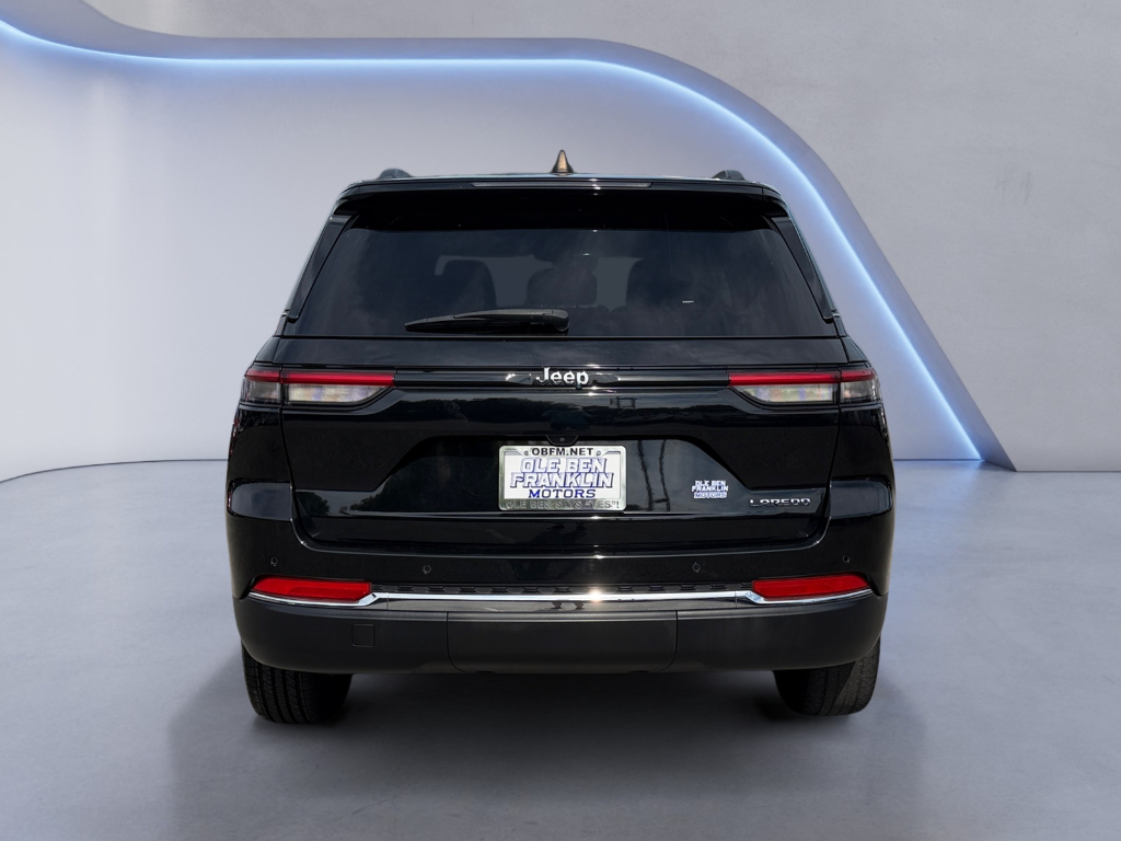 2023 Jeep Grand Cherokee image 4