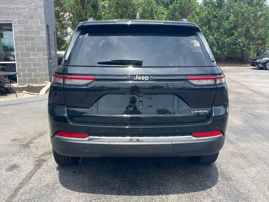 2023 Jeep Grand Cherokee image 6