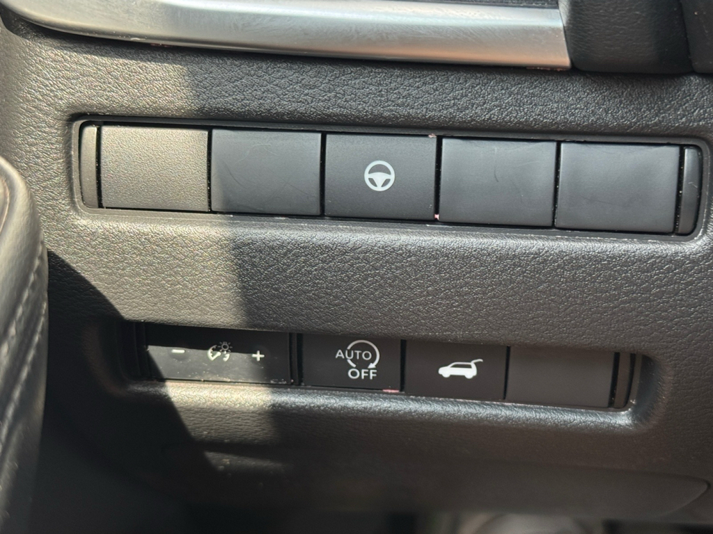 2024 Nissan Rogue image 20