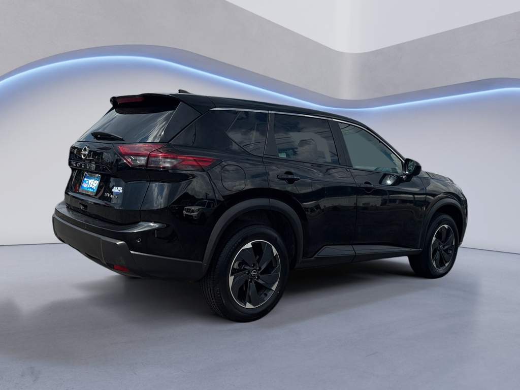 2024 Nissan Rogue image 3