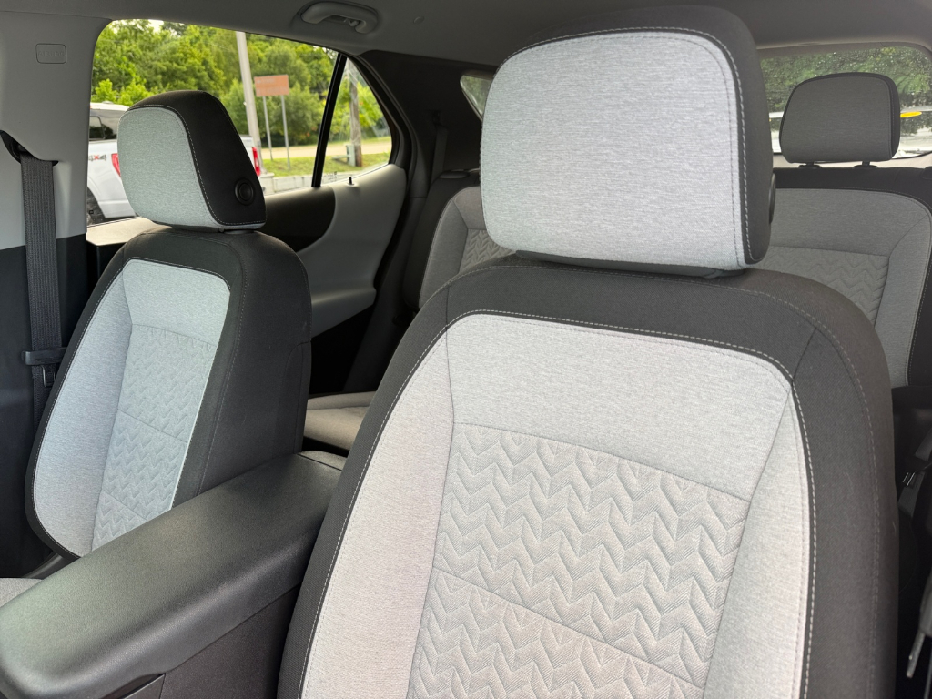 2022 Chevrolet Equinox image 12