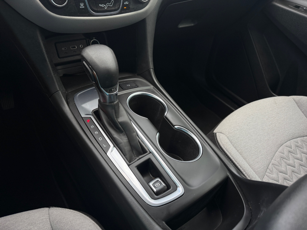 2022 Chevrolet Equinox image 24
