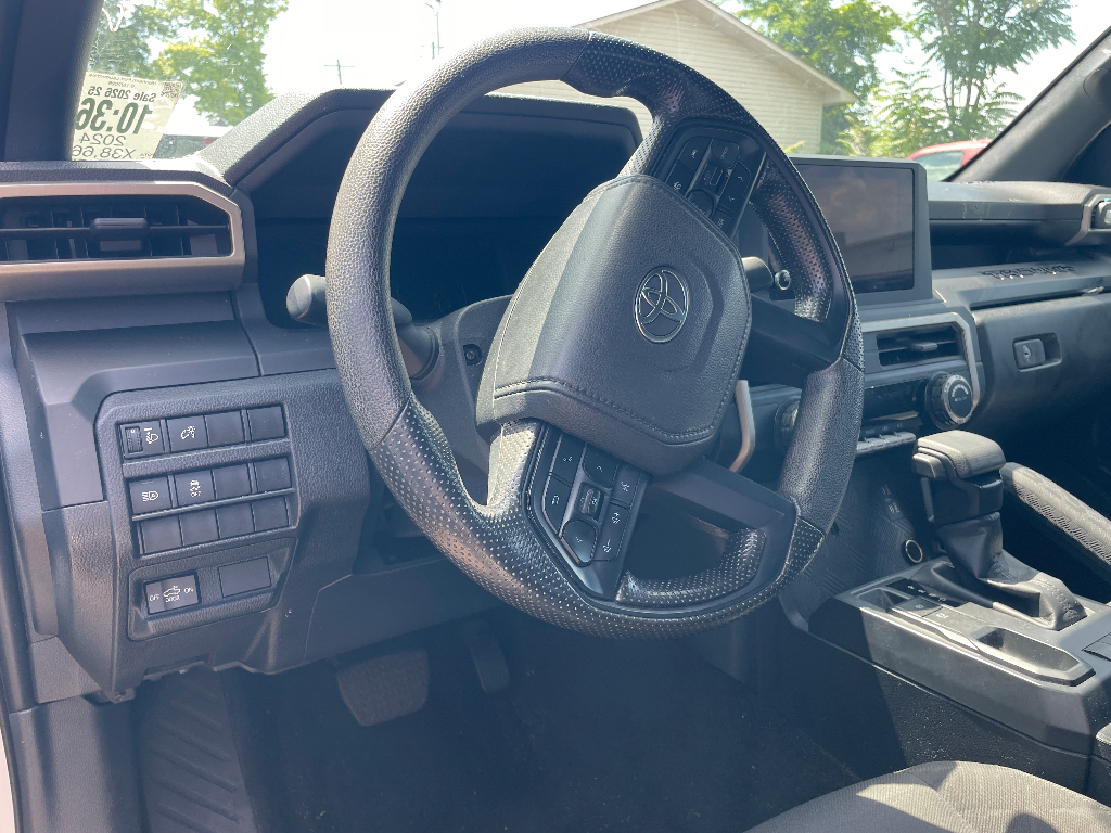 2024 Toyota Tacoma image 5
