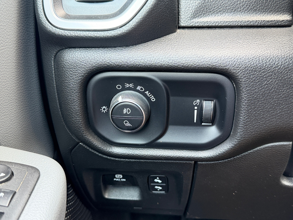 2023 Ram 1500 image 20