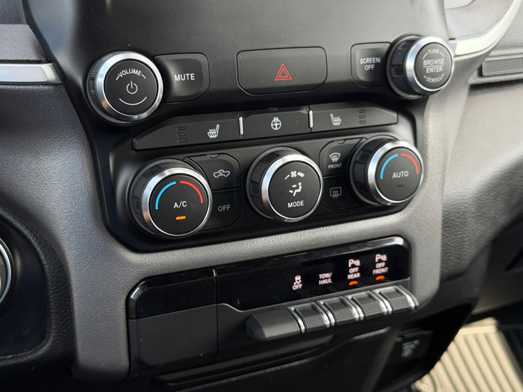 2023 Ram 1500 image 24