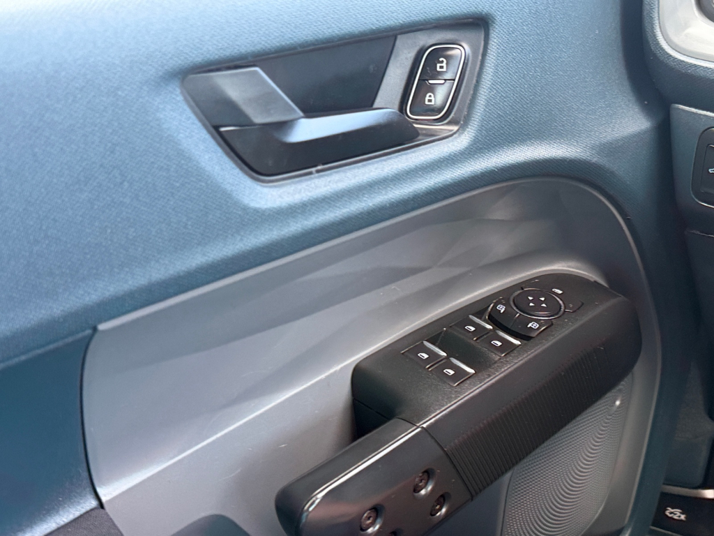 2022 Ford Maverick image 18