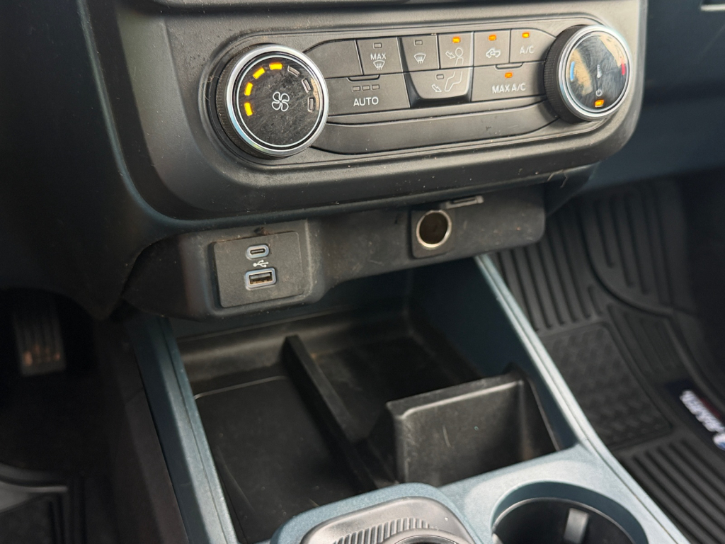 2022 Ford Maverick image 23