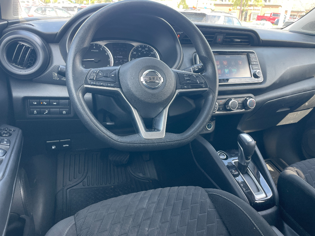 2021 Nissan Kicks image 2