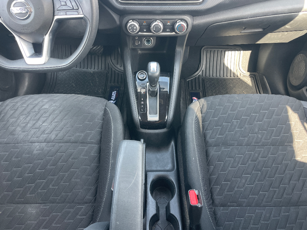 2021 Nissan Kicks image 9