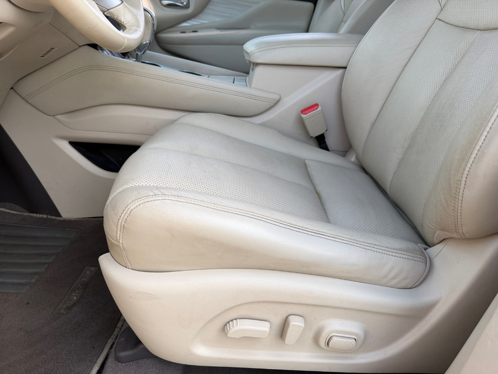 2017 Nissan Murano image 10