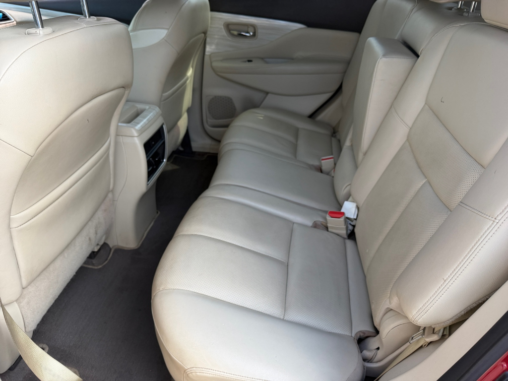 2017 Nissan Murano image 13