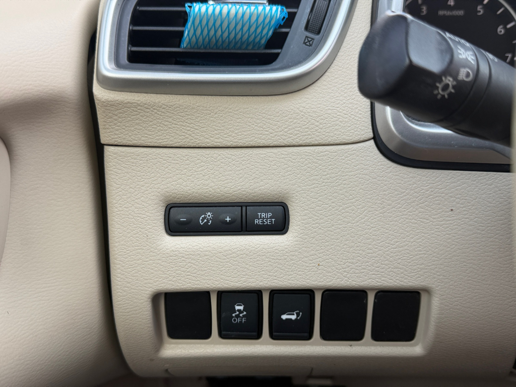 2017 Nissan Murano image 21