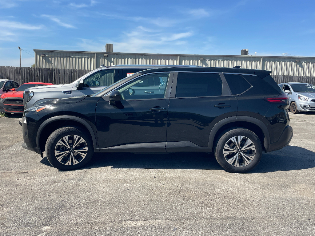 2023 Nissan Rogue image 4