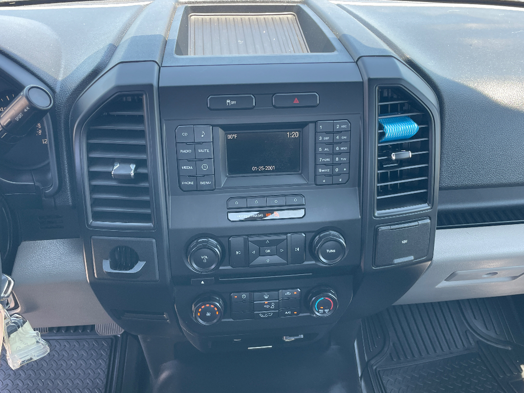 2017 Ford F-150 image 7