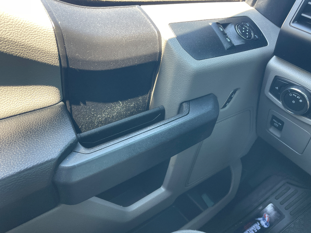 2017 Ford F-150 image 10
