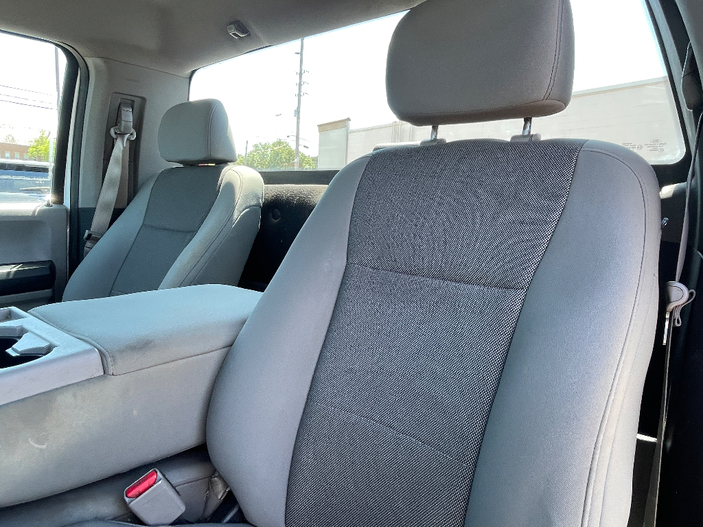 2017 Ford F-150 image 11