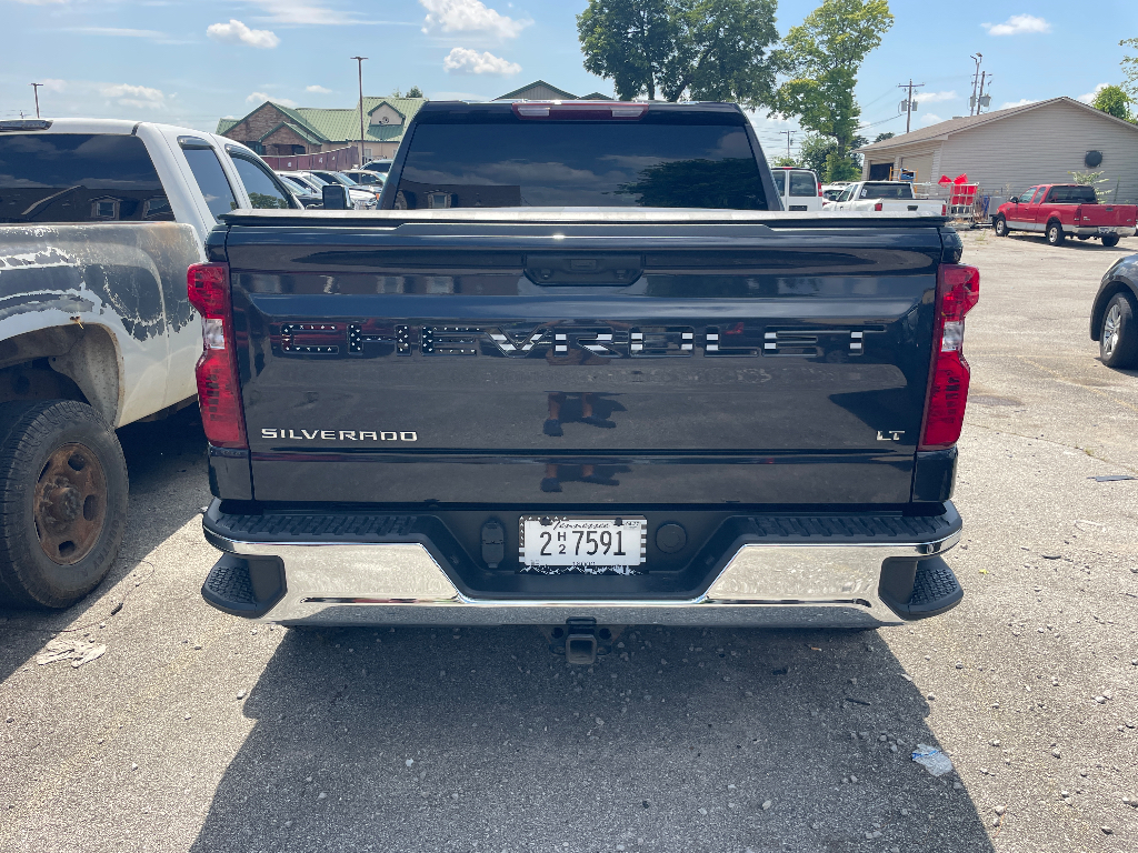 2023 Chevrolet Silverado image 5