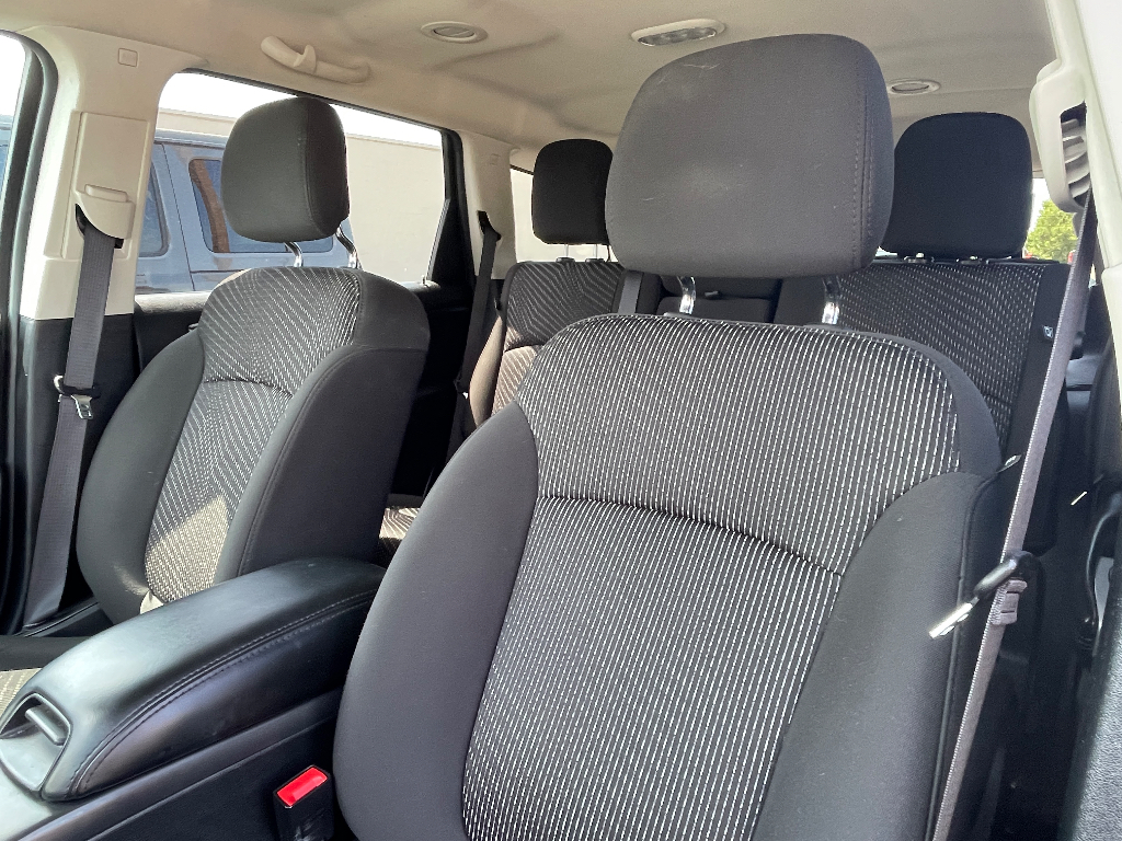 2020 Dodge Journey image 7