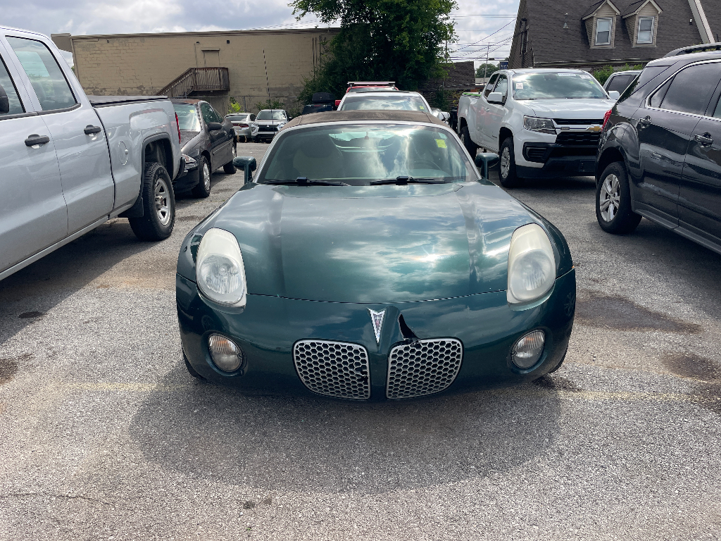 2007 Pontiac Solstice image 2