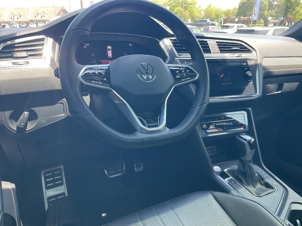 2023 Volkswagen Tiguan image 2
