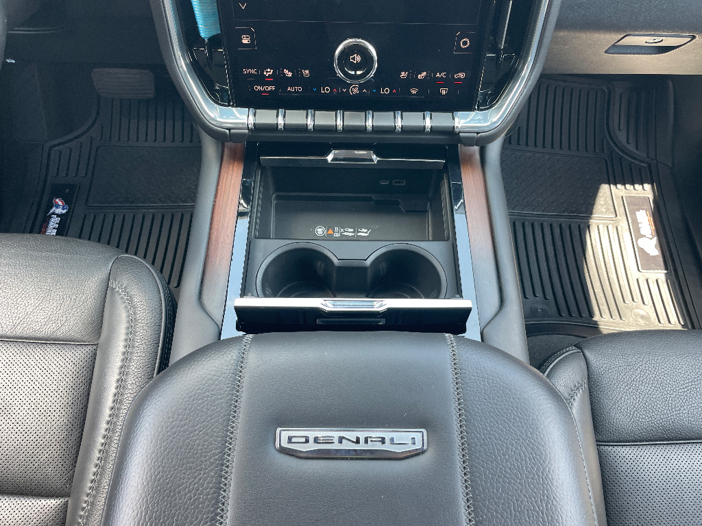 2025 GMC Yukon