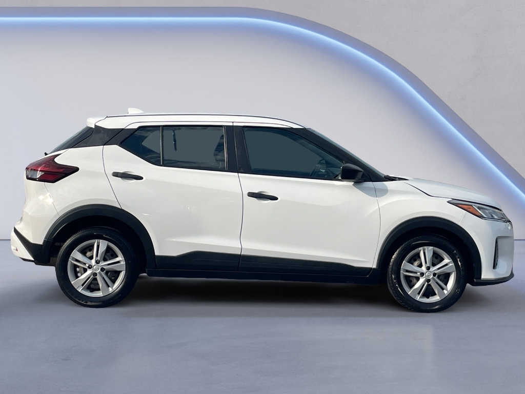 2023 Nissan Kicks