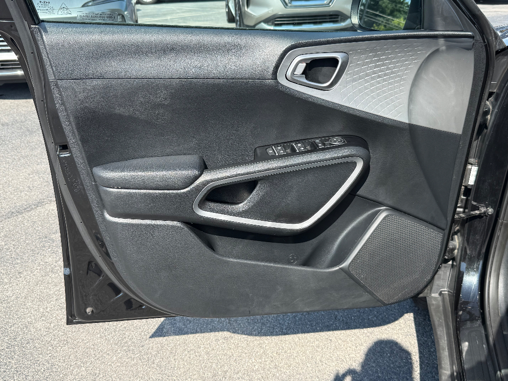 2025 Kia Soul image 12