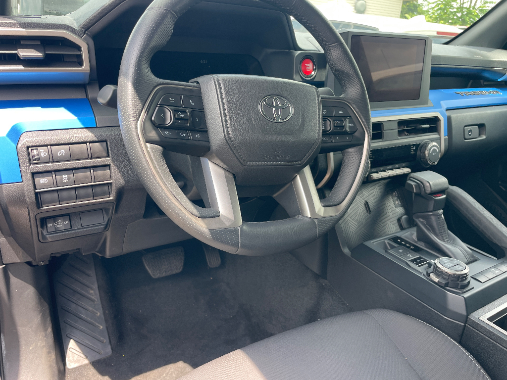 2025 Toyota Tacoma image 6