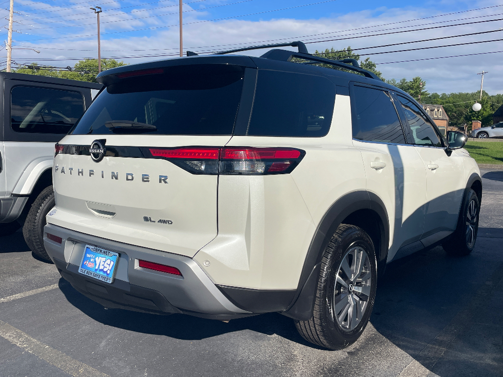 2023 Nissan Pathfinder image 6