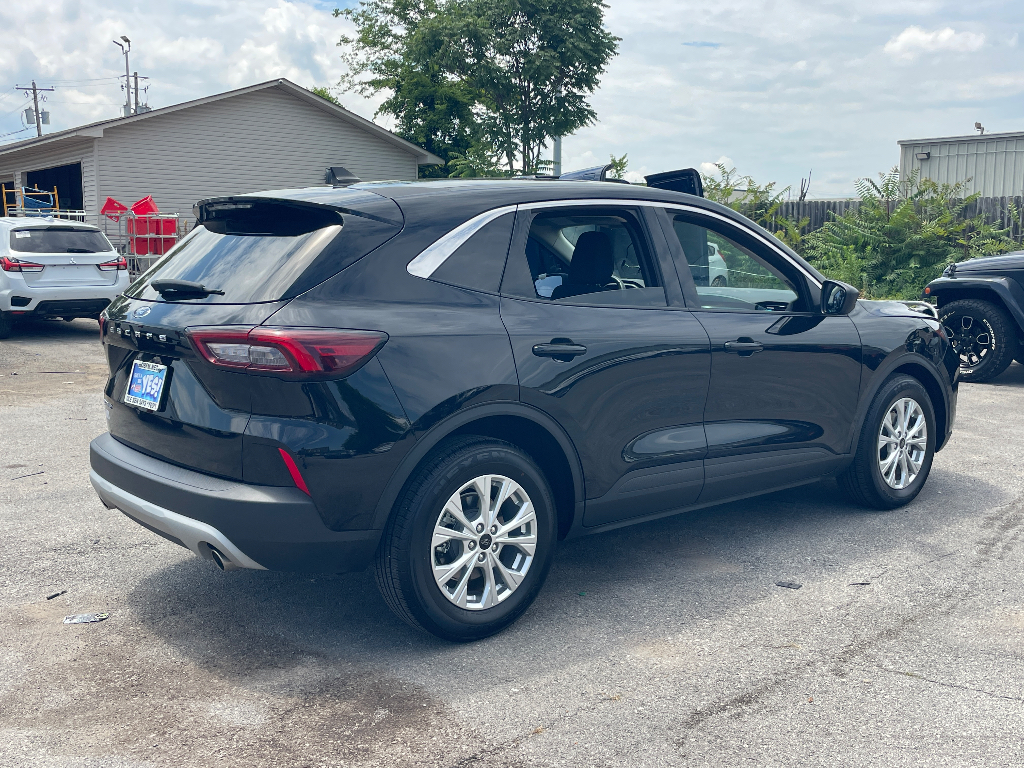 2023 Ford Escape