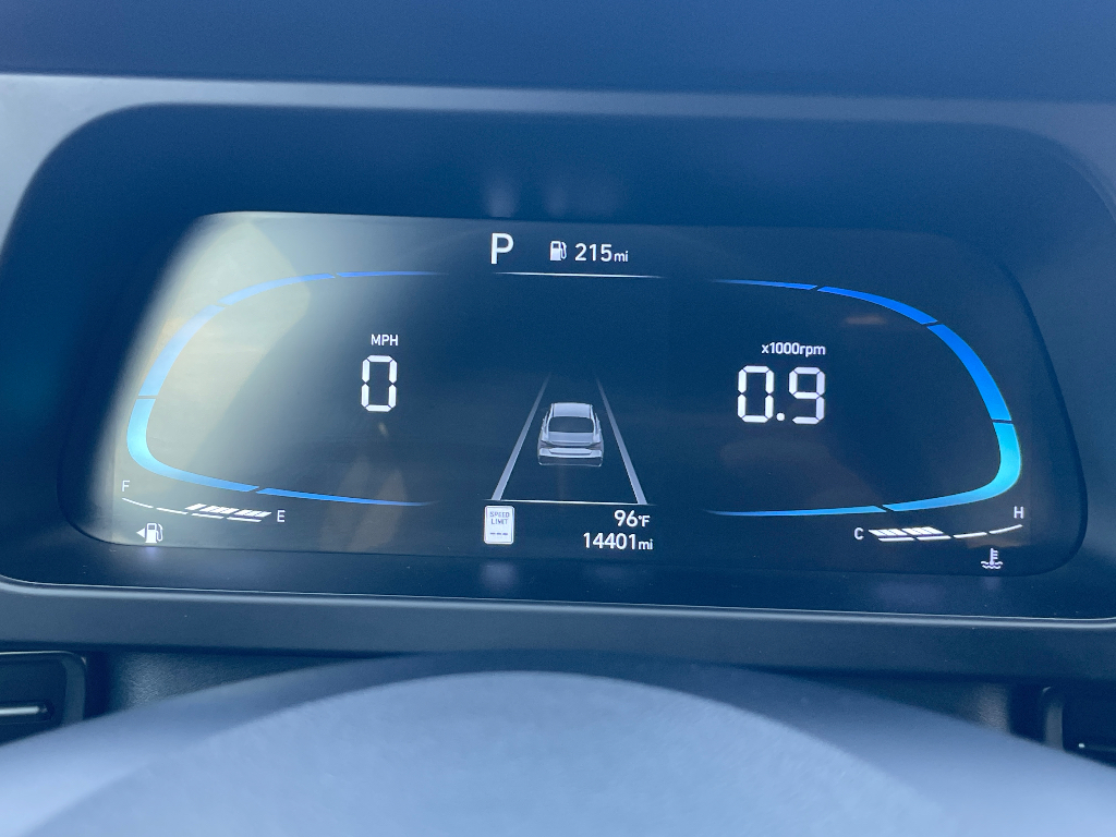 2025 Hyundai Elantra image 4