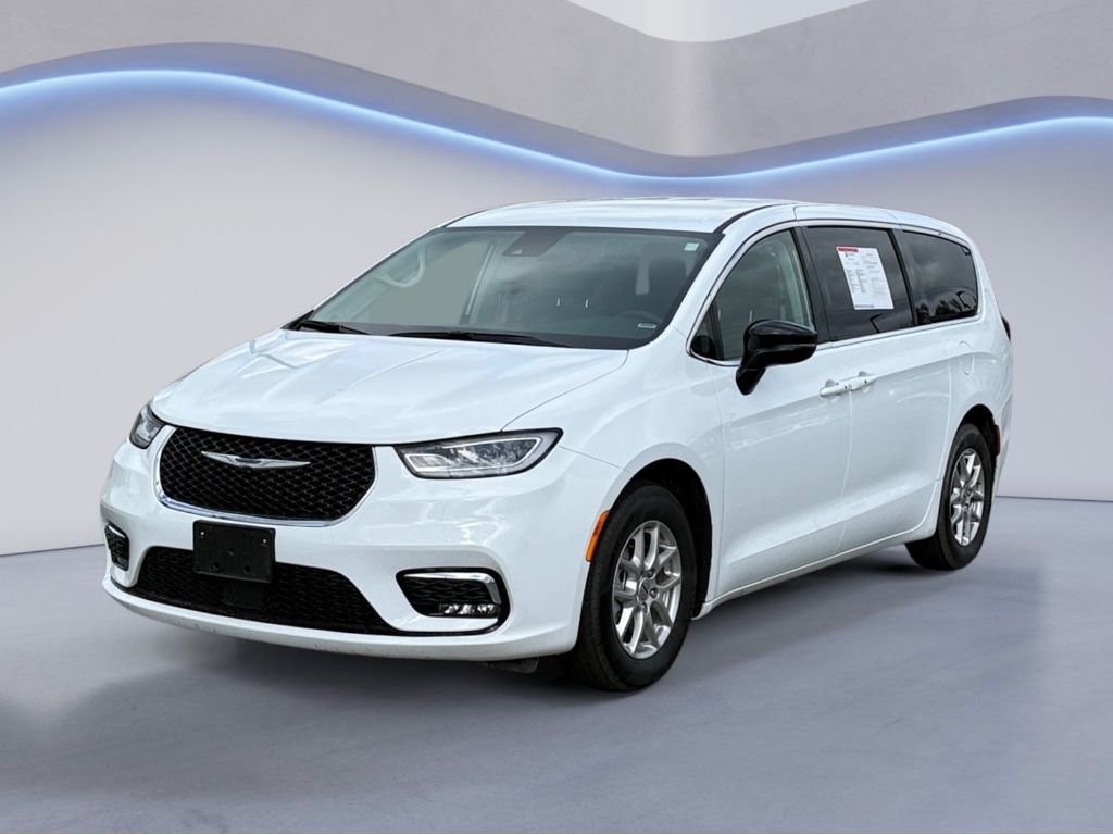 2024 Chrysler Pacifica