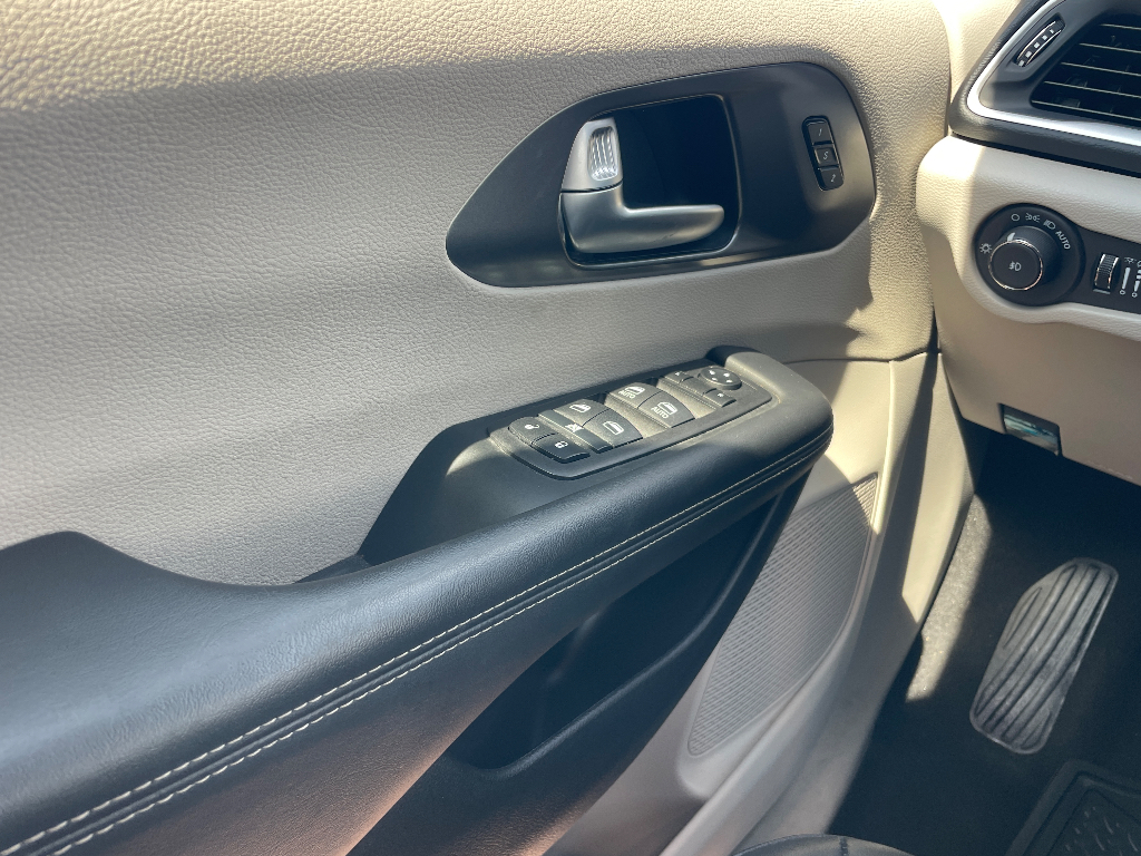 2024 Chrysler Pacifica