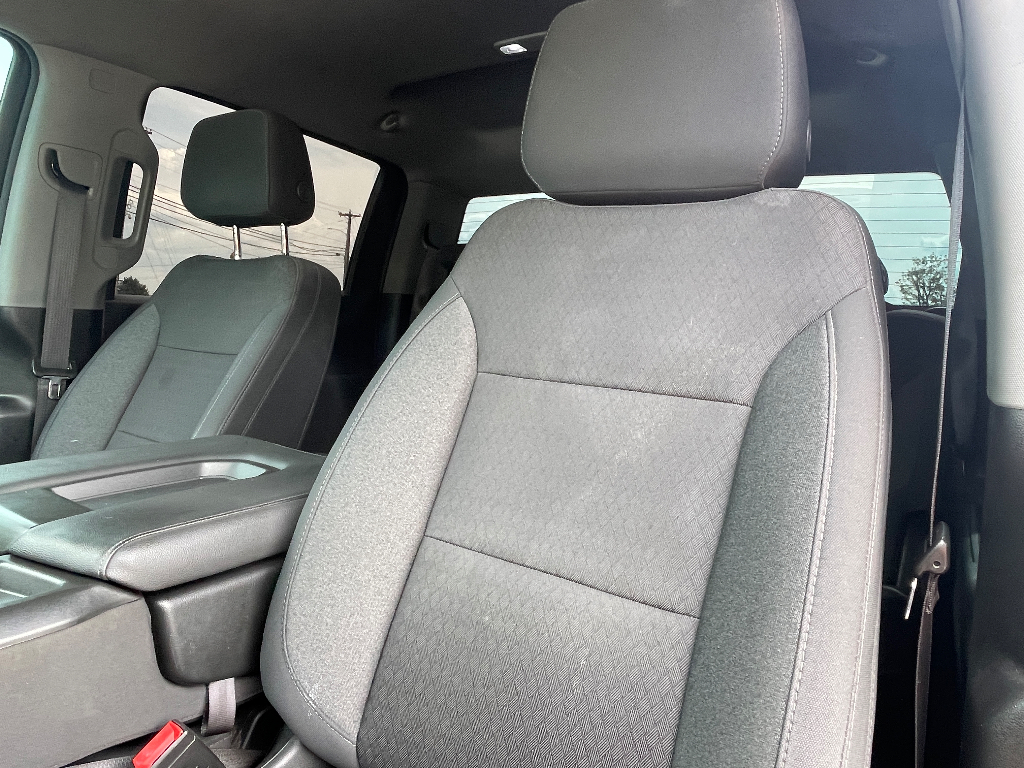 2022 Chevrolet Silverado image 11