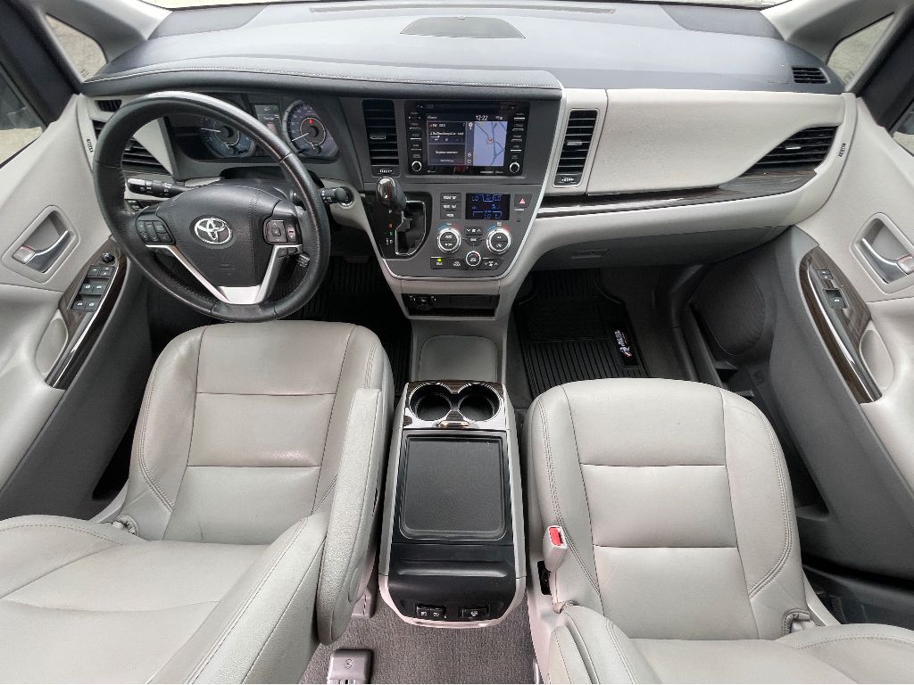 2020 Toyota Sienna
