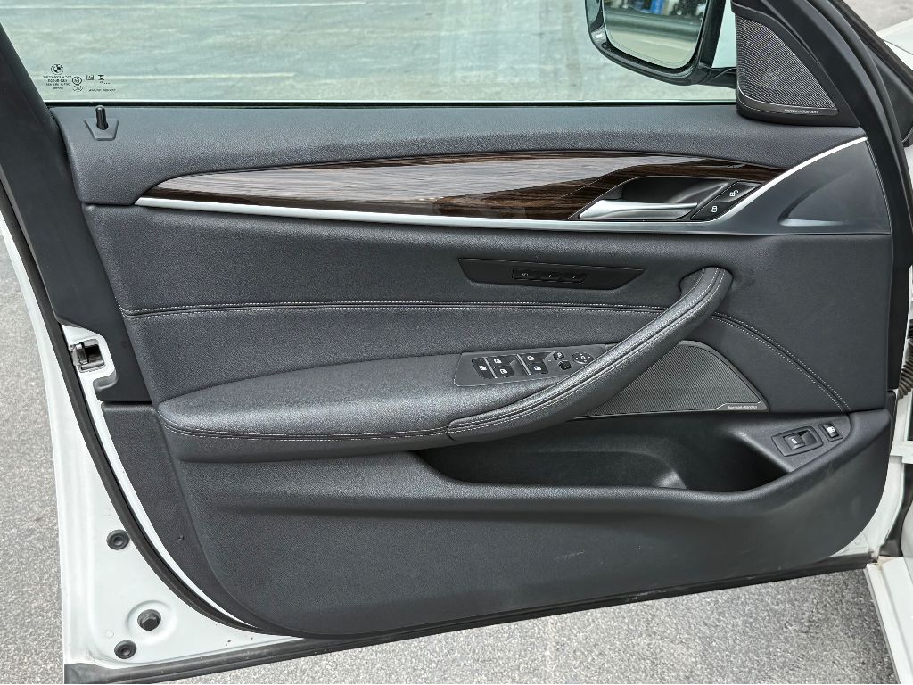 2023 BMW 5 series