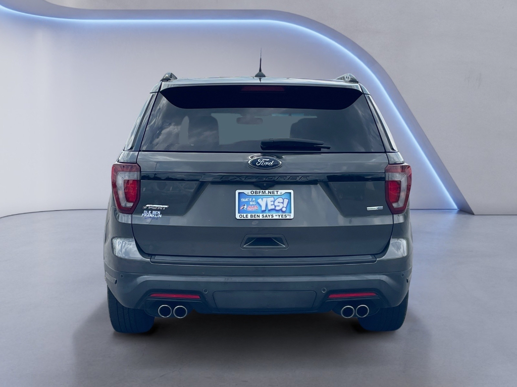 2018 Ford Explorer
