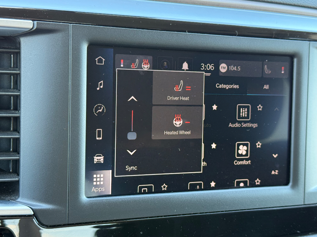2023 Chrysler Voyager