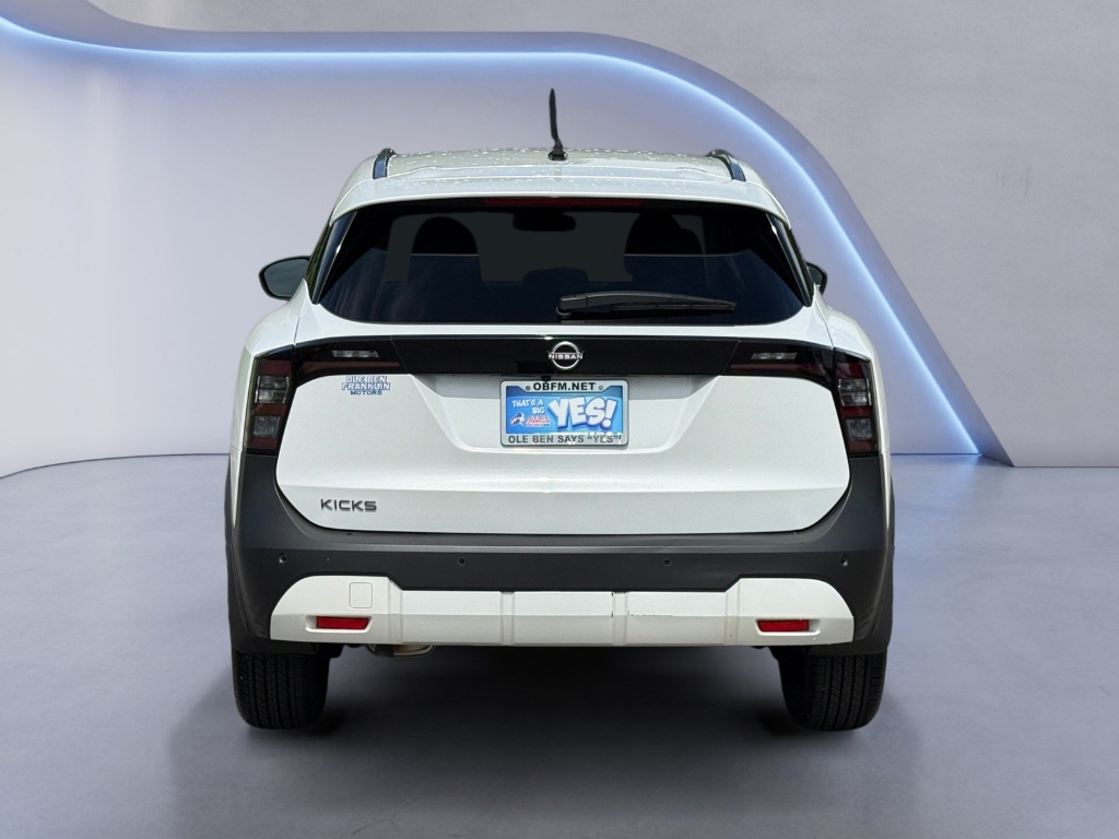 2026 Nissan Kicks