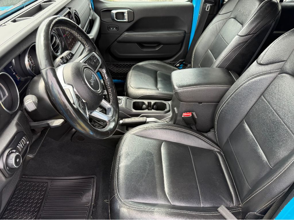 2021 Jeep Wrangler image 12